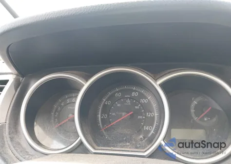 2010 Nissan Versa 1.8S из США, поврежденный, VIN 3N1BC1CP0AL399143